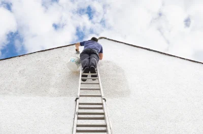 Peinture extérieure à Blet — façades et ravalement