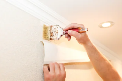 Pose de papier peint à Blet — revêtements muraux et toiles de verre